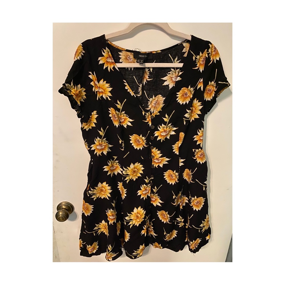 Black Sunflower dress with pockets